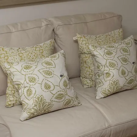 Towers Stapleton's & Parkgate's * Κάρλτον