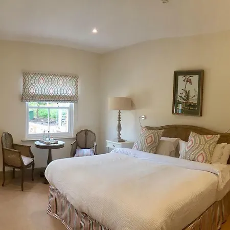 Towers Stapleton's & Parkgate's בית כפרי *