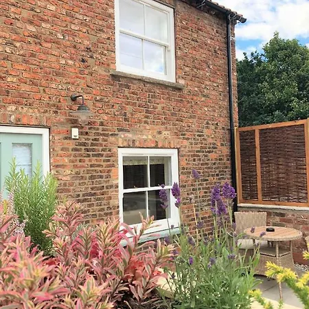 Towers Stapleton's & Parkgate's * קרלטון