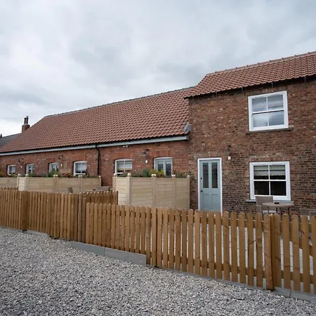 בית כפרי Towers Stapleton's & Parkgate's *